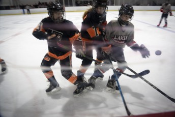 Philadelphia Junior Flyers vs Sara-Placid Lakers