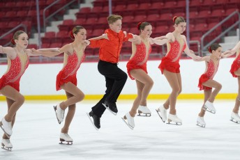 Synchronized Ice Skating - ESWG